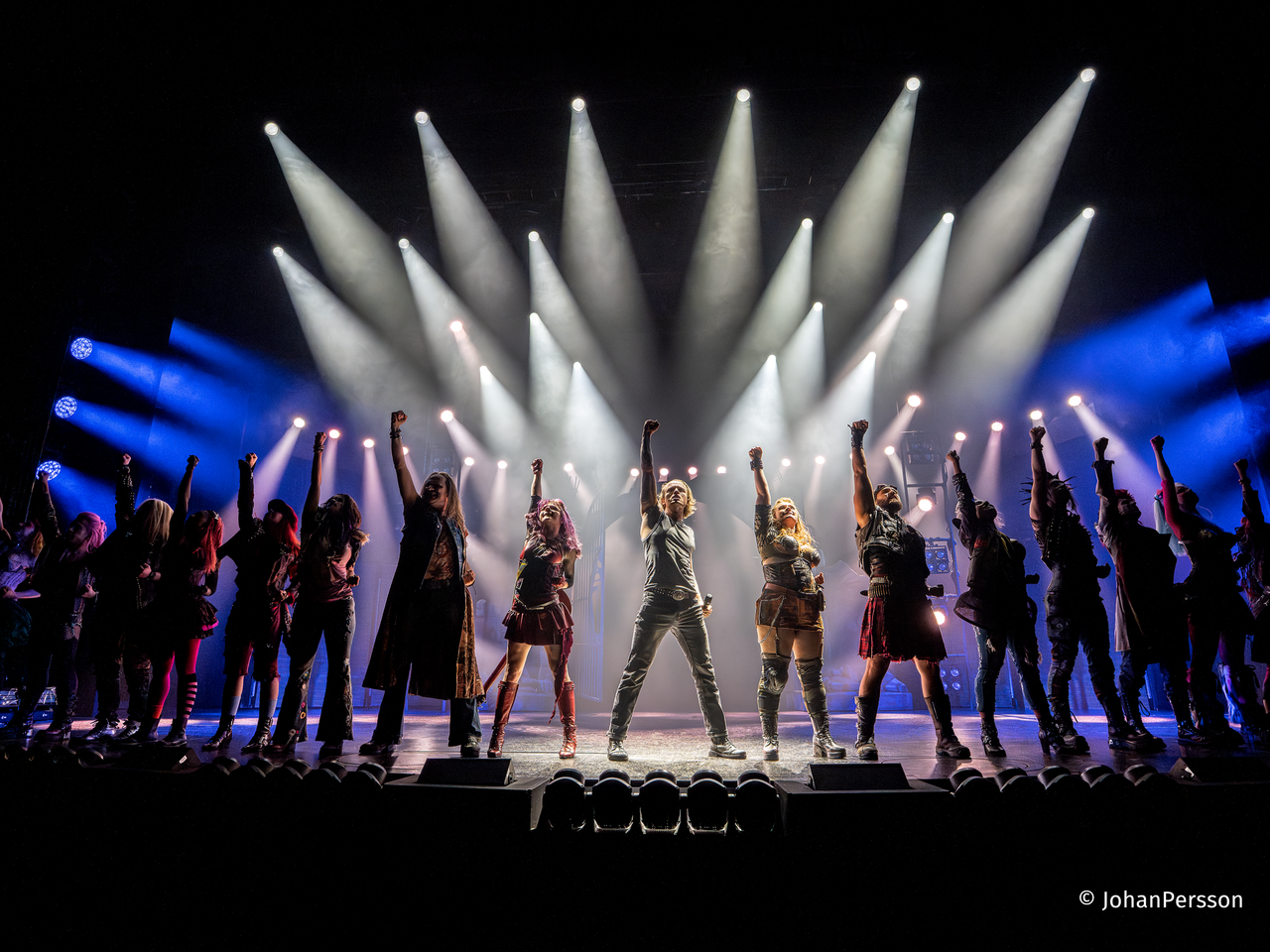 Beispielbild: WE WILL ROCK YOU Musical mit Ticket und Hotel – Das Musical