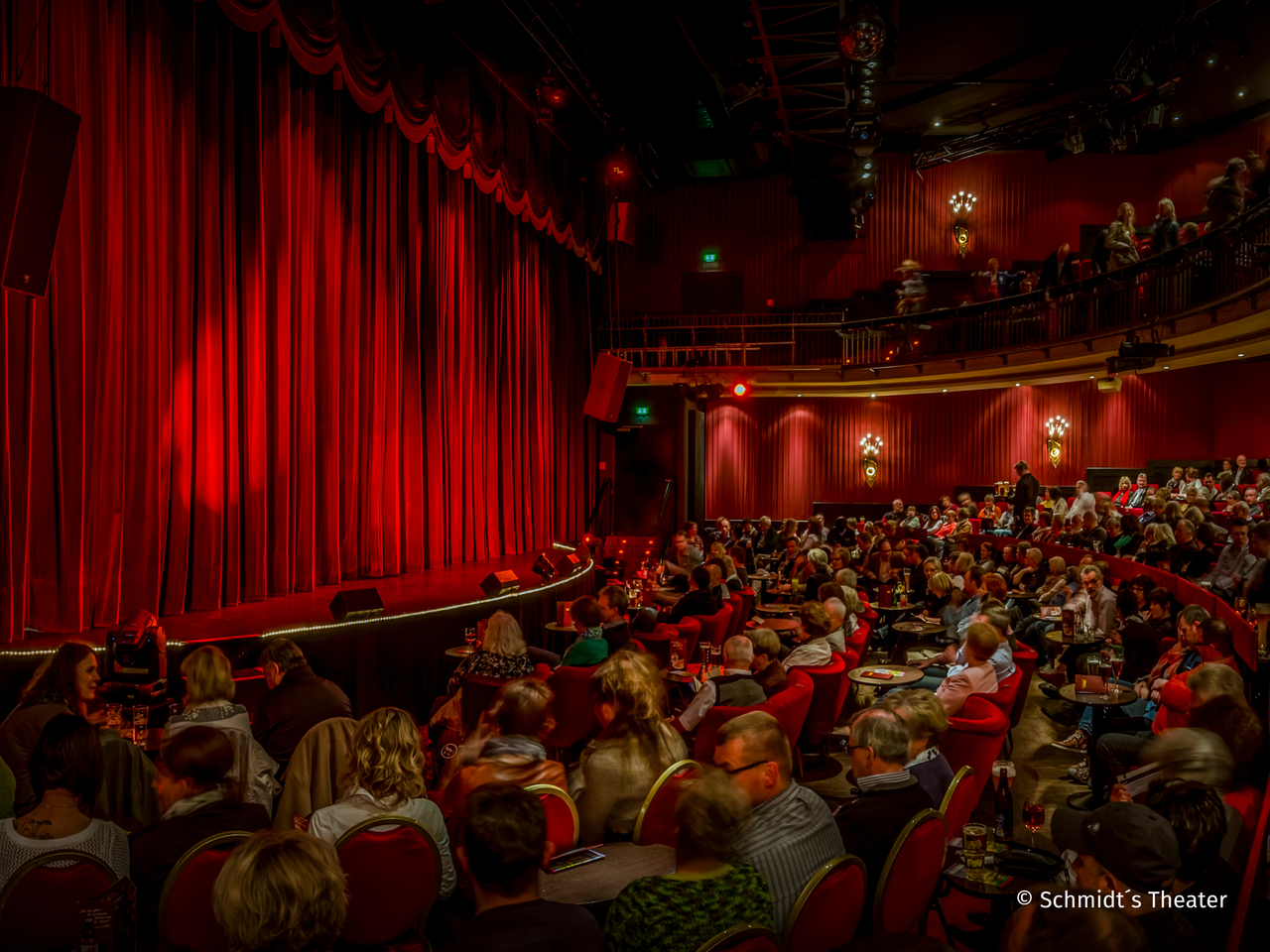 Schmidts Theater